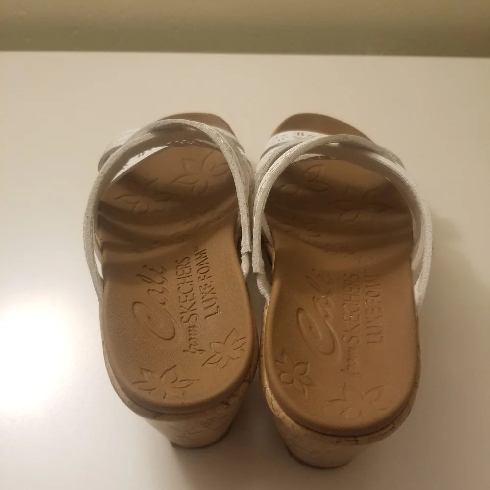 Skechers White Wedge Sandals - Picture 7 of 9